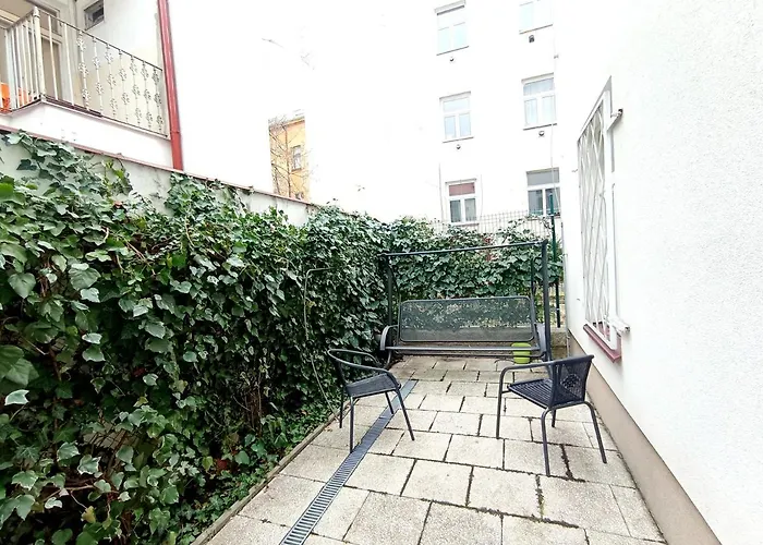 Apartments Captain Morgan Prague